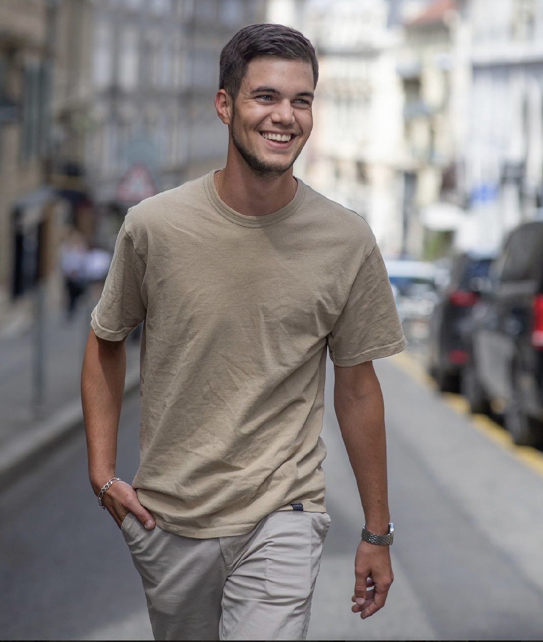 Fethy - Brütten - Zurich | Plans cul