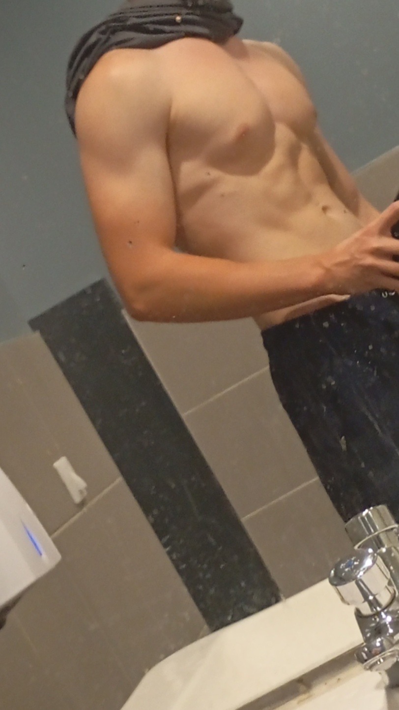 Agustinho - Bernex - Genève | Plans cul